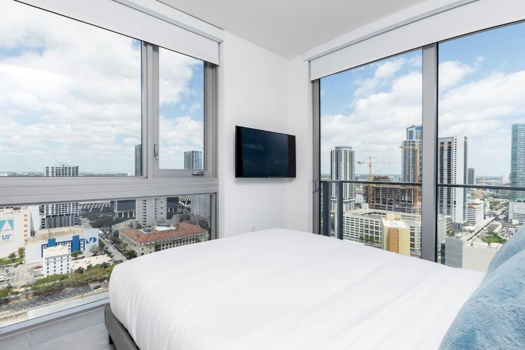 Amazing 2 Bedroom 30Th Floor Downtown Free Parking Miami Exteriér fotografie